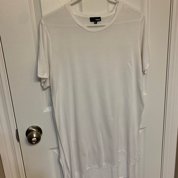 Wilfred Free T-shirt - Picture 1 of 8